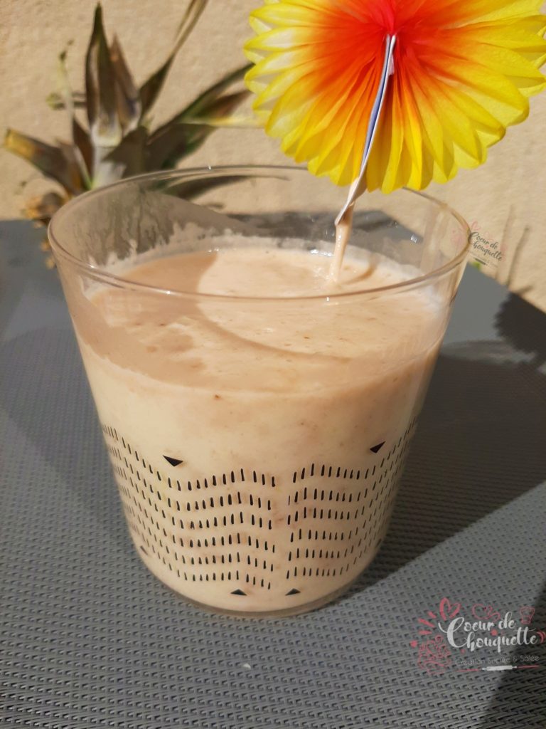 Smoothie Ananas Banane Et Noix De Coco Coeurdechouquette