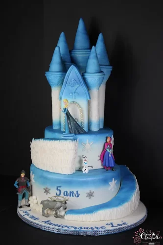 Gâteau pâte à sucre La reine des neiges