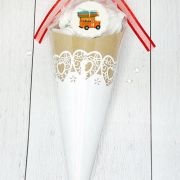 Cône de meringues – dentelle 1 – école – maître