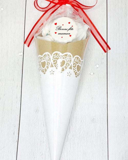 Cône de meringues – dentelle 1 – fête des mères