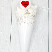 Cône de meringues – dentelle – fête des mères