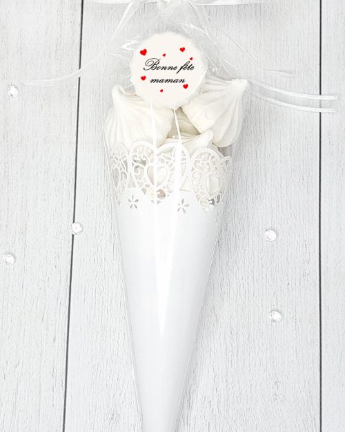Cône de meringues – dentelle – fête des mères