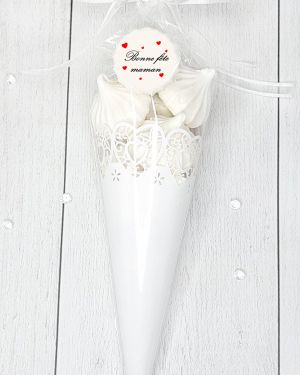 Cône de meringues – dentelle – fête des mères