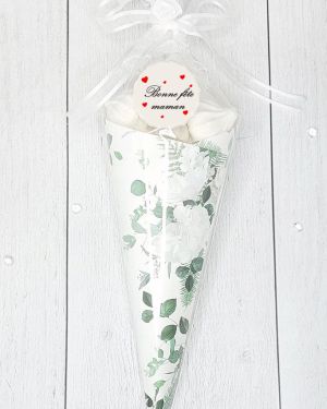 Cône de meringues – fleurs – fête des mères