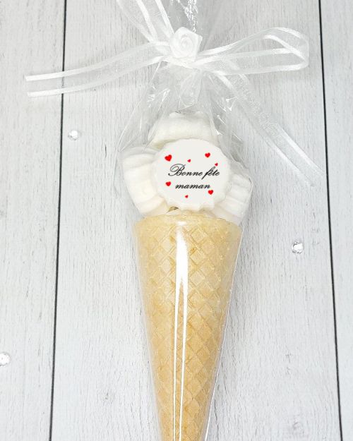 Cône de meringues – gourmand – fête des mères